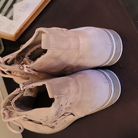 Graceland lace up boots - Picture 3 of 7